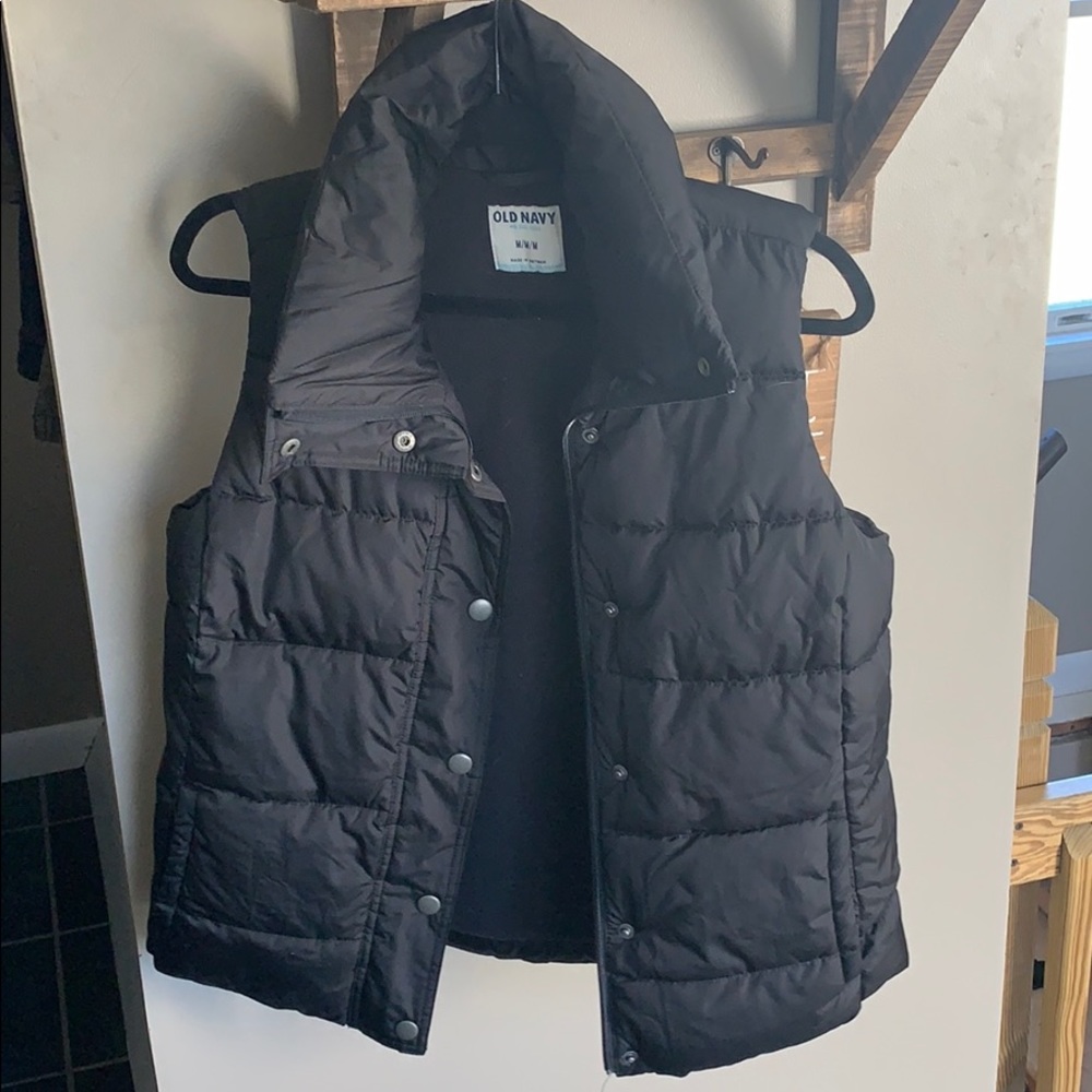 Old navy black vest size M